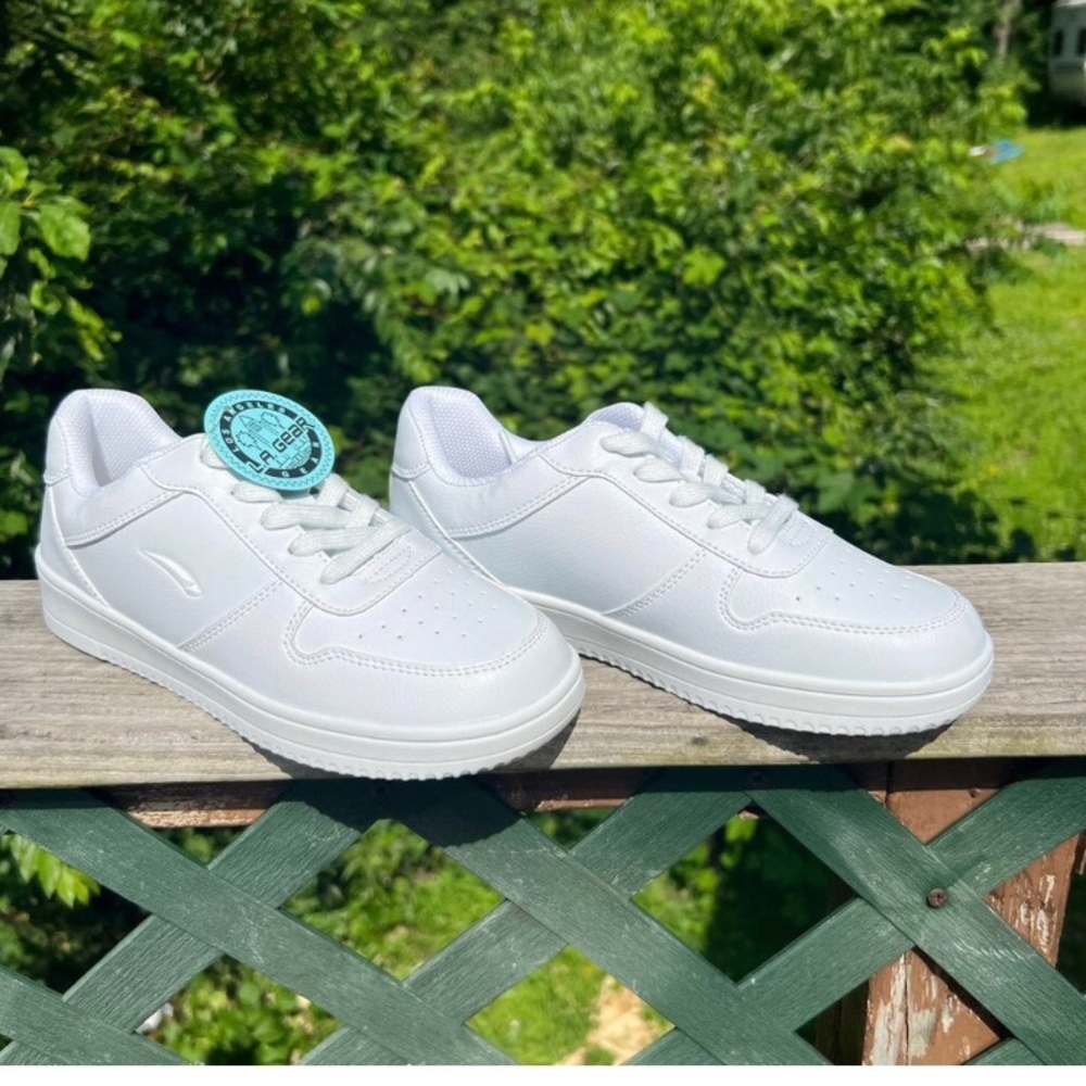 LA GEAR SNEAKERS WHITE